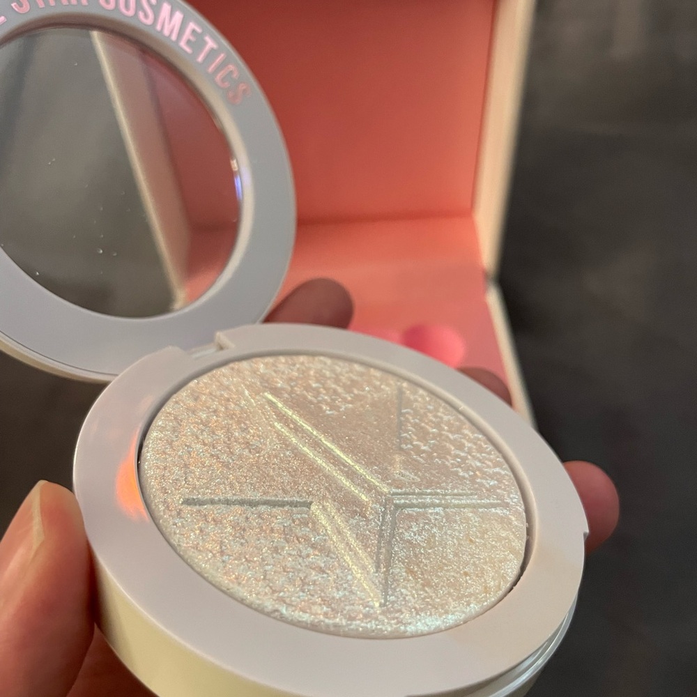 Jeffree Star Extreme Frost Highlighter - Picture 8 of 9